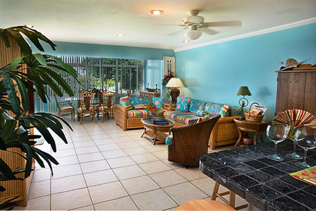 Crystal Cove Beach Resort By Antilles Resorts Smith Bay  外观 照片